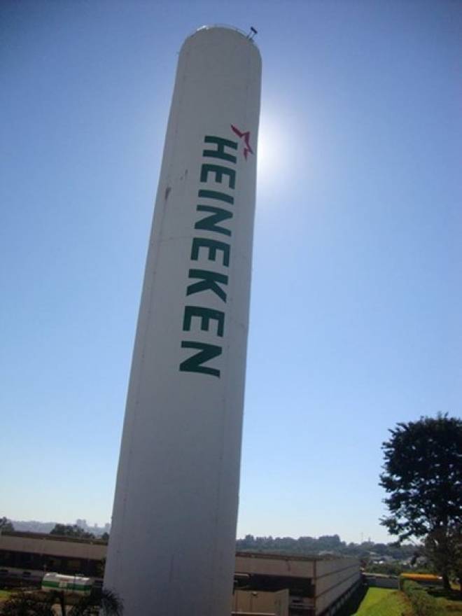 Imagem da Galeria da Notícia: Alunos de administração visitam fábrica da Heineken em Araraquara